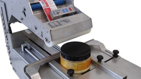 applicatore di etichette semi-automatico PER SUPERFICI PIANE applicatore di etichette semi-automatico PER SUPERFICI PIANE